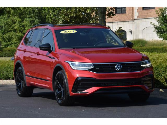2024 Volkswagen Tiguan 2.0T SE R-Line Black
