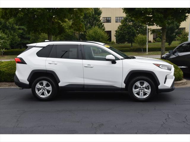 2020 Toyota RAV4 XLE