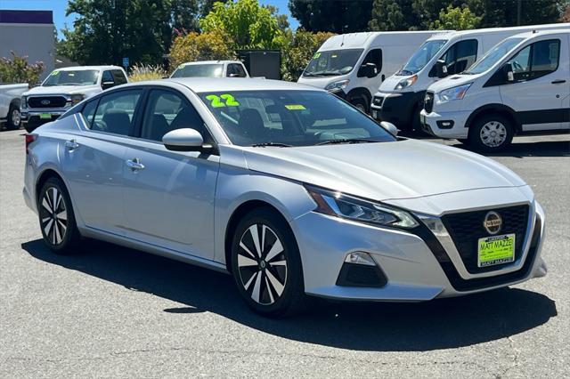 2022 Nissan Altima SV FWD 2022 Nissan Altima SV FWD