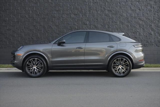 2025 Porsche Cayenne Standard