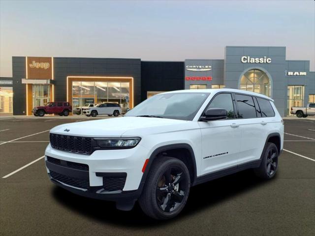 2023 Jeep Grand Cherokee L Altitude 4x2