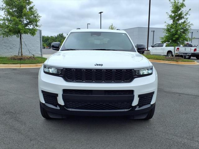 2023 Jeep Grand Cherokee L Altitude 4x2