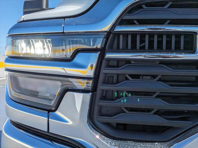2025 Ram 2500 Tradesman Regular Cab 4x2 8 Box