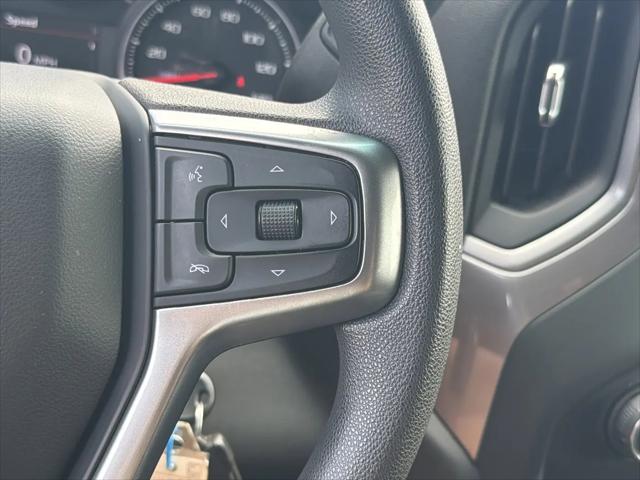 2022 Chevrolet Silverado 2500HD 4WD Double Cab Standard Bed Custom