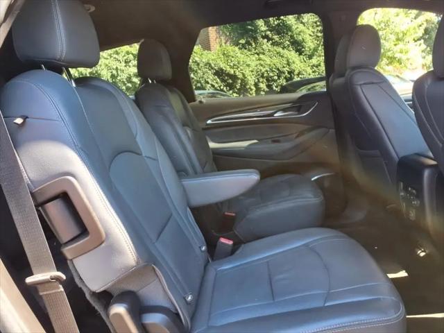 2022 Buick Enclave AWD Essence