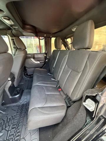 2016 Jeep Wrangler Unlimited Sahara