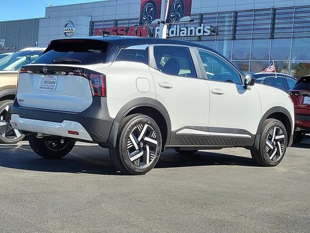 2025 Nissan Kicks SV FWD