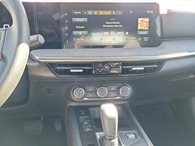 2025 Nissan Kicks SV FWD