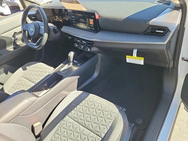 2025 Nissan Kicks SV FWD