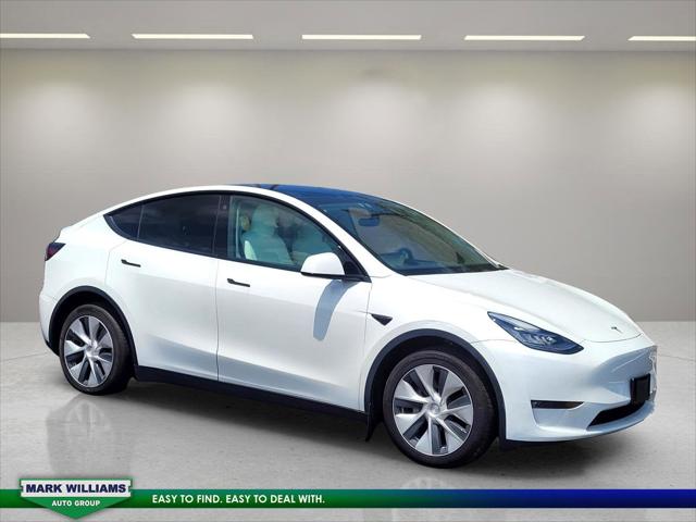 2022 Tesla Model Y Long Range Dual Motor All-Wheel Drive