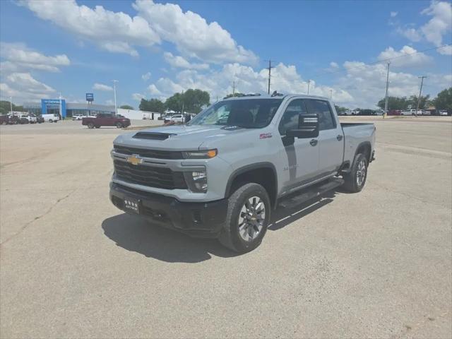 2024 Chevrolet Silverado 2500HD 4WD Crew Cab Standard Bed Custom