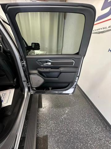 2026 Ram 1500 Laramie Crew Cab 4x4 5'7" Box
