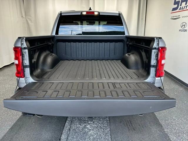 2026 Ram 1500 Laramie Crew Cab 4x4 5'7" Box
