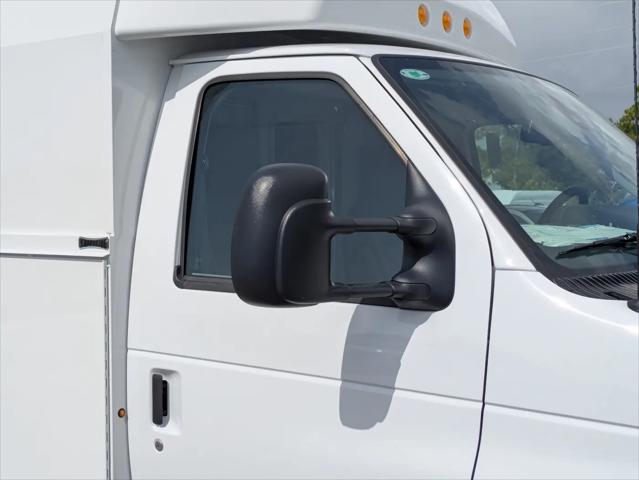 2026 Ford E-350 Cutaway E-Series Cutaway