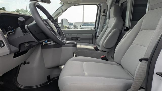 2026 Ford E-350 Cutaway E-Series Cutaway