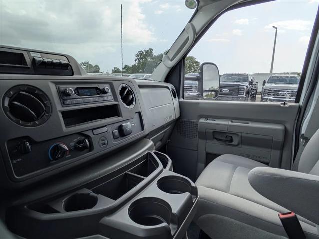 2026 Ford E-350 Cutaway E-Series Cutaway