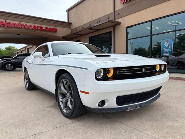 2017 Dodge Challenger SXT Plus