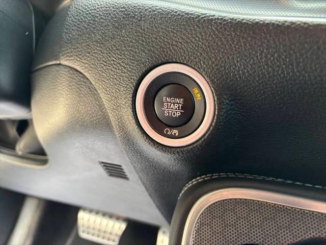 2017 Dodge Challenger SXT Plus