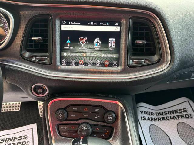 2017 Dodge Challenger SXT Plus