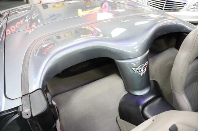 2003 Chevrolet Corvette Base