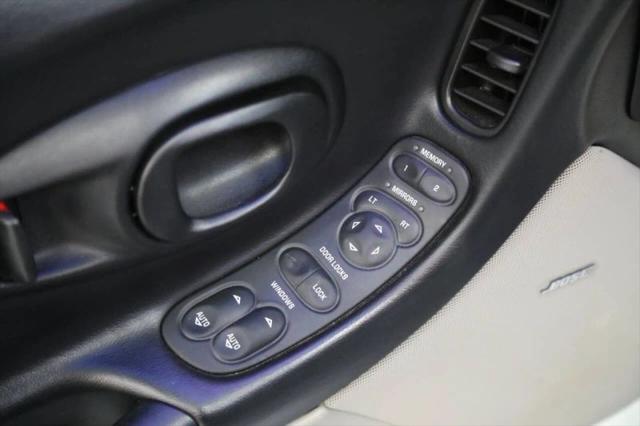 2003 Chevrolet Corvette Base