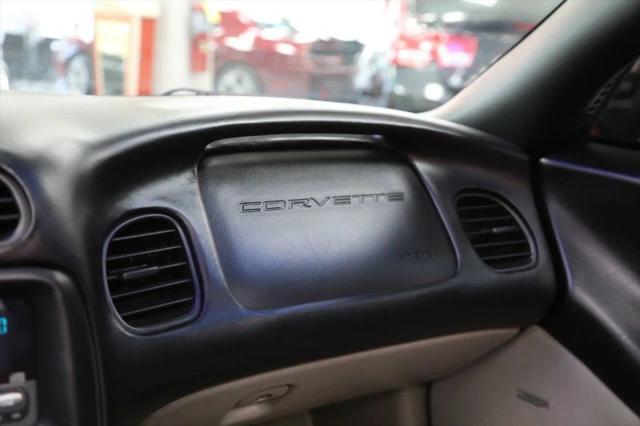 2003 Chevrolet Corvette Base
