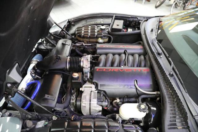2003 Chevrolet Corvette Base