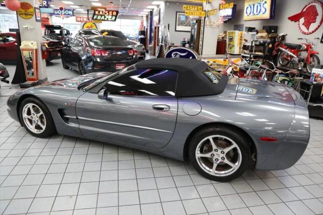 2003 Chevrolet Corvette Base