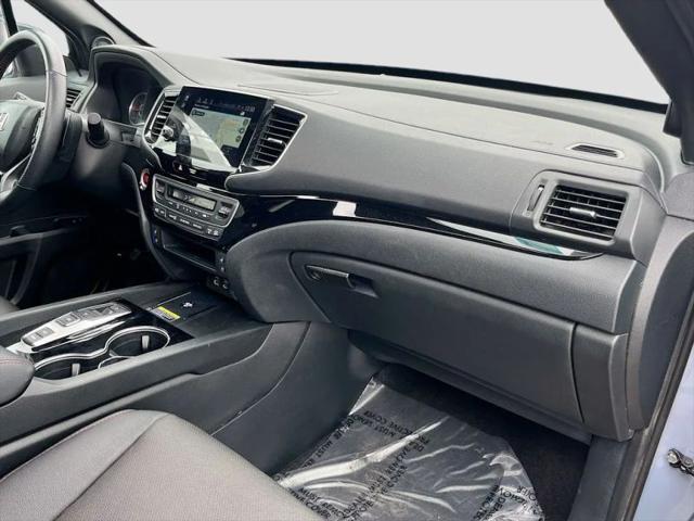 2024 Honda Passport AWD Black