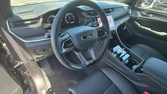2025 Jeep Grand Cherokee Overland 4x4