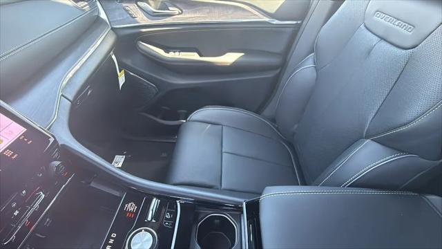2025 Jeep Grand Cherokee Overland 4x4
