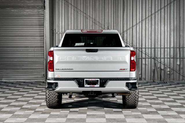 2020 Chevrolet Silverado 1500 4WD Crew Cab Short Bed RST