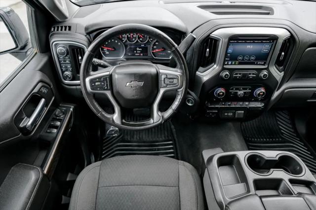 2020 Chevrolet Silverado 1500 4WD Crew Cab Short Bed RST