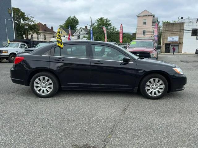 2012 Chrysler 200 LX