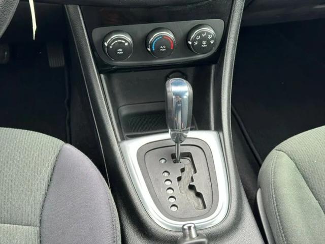 2012 Chrysler 200 LX