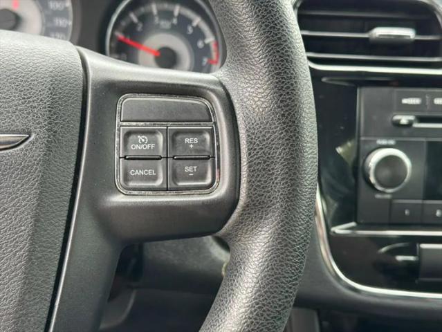 2012 Chrysler 200 LX