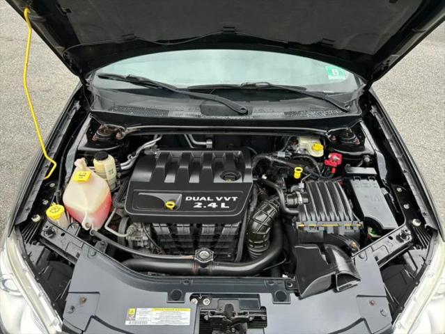 2012 Chrysler 200 LX