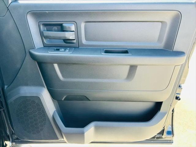 2025 Ram 2500 Tradesman Crew Cab 4x2 6'4" Box