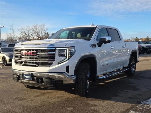 2025 GMC Sierra 1500 4WD Crew Cab Short Box SLT