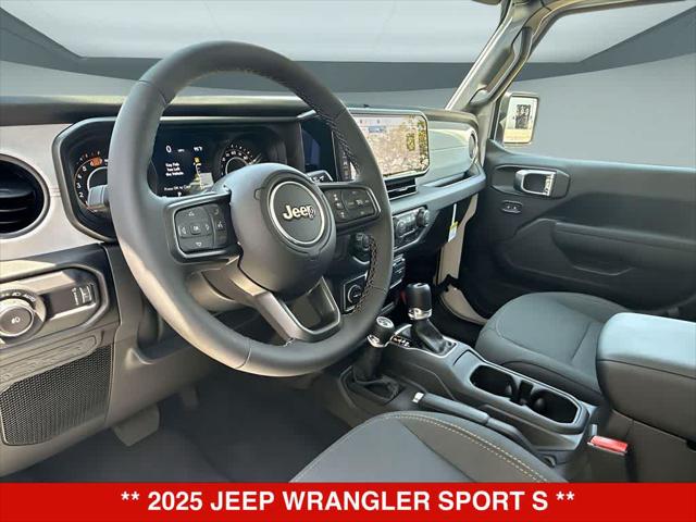 2025 Jeep Wrangler 4-Door Summit 4x4
