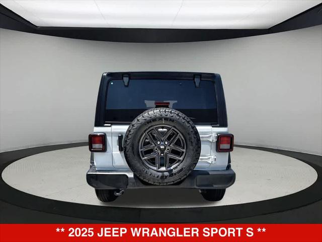 2025 Jeep Wrangler 4-Door Summit 4x4
