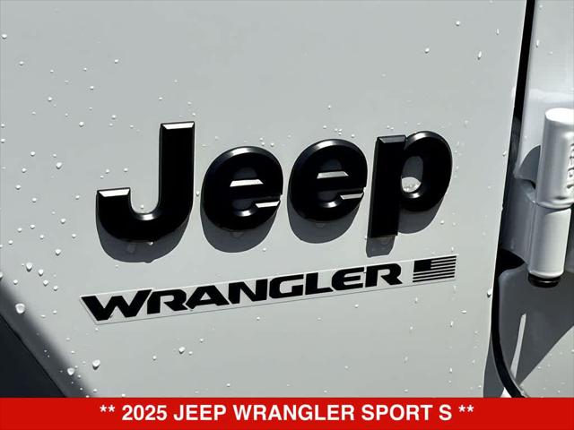 2025 Jeep Wrangler 4-Door Summit 4x4