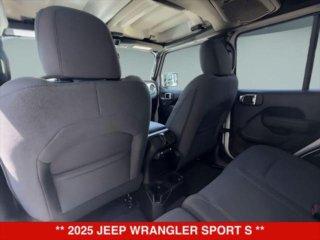 2025 Jeep Wrangler 4-Door Summit 4x4