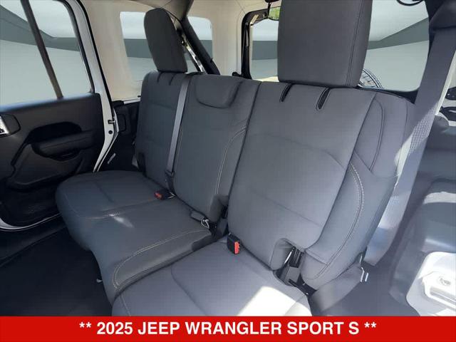 2025 Jeep Wrangler 4-Door Summit 4x4