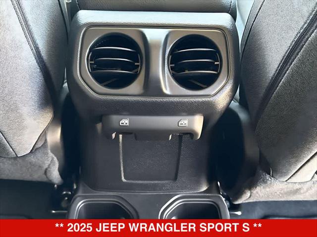 2025 Jeep Wrangler 4-Door Summit 4x4