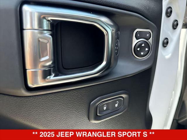 2025 Jeep Wrangler 4-Door Summit 4x4