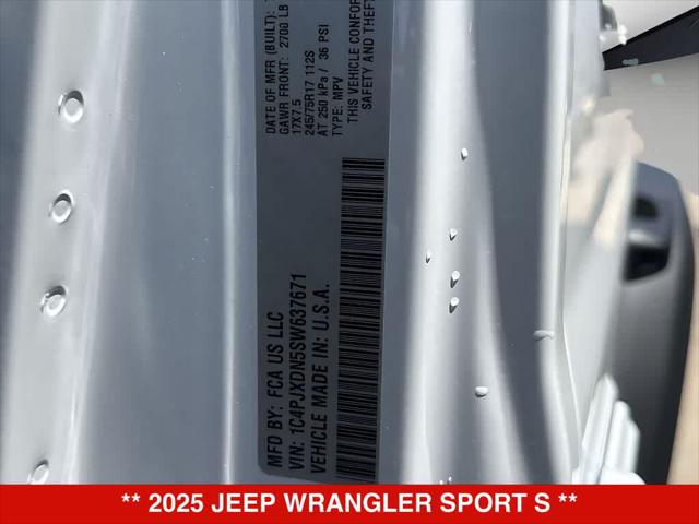 2025 Jeep Wrangler 4-Door Summit 4x4