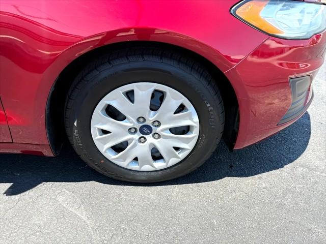 2019 Ford Fusion S