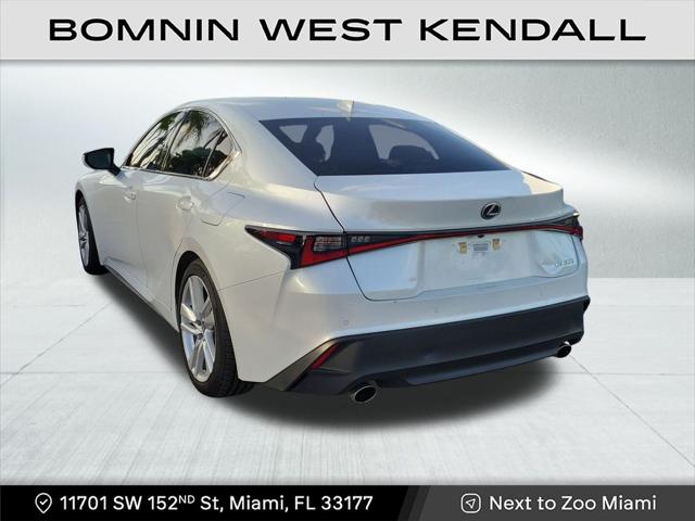 2024 Lexus IS 300 300