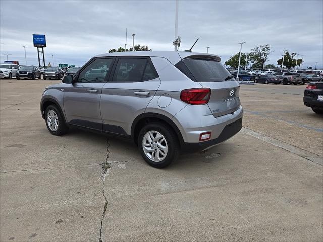 2023 Hyundai Venue SE